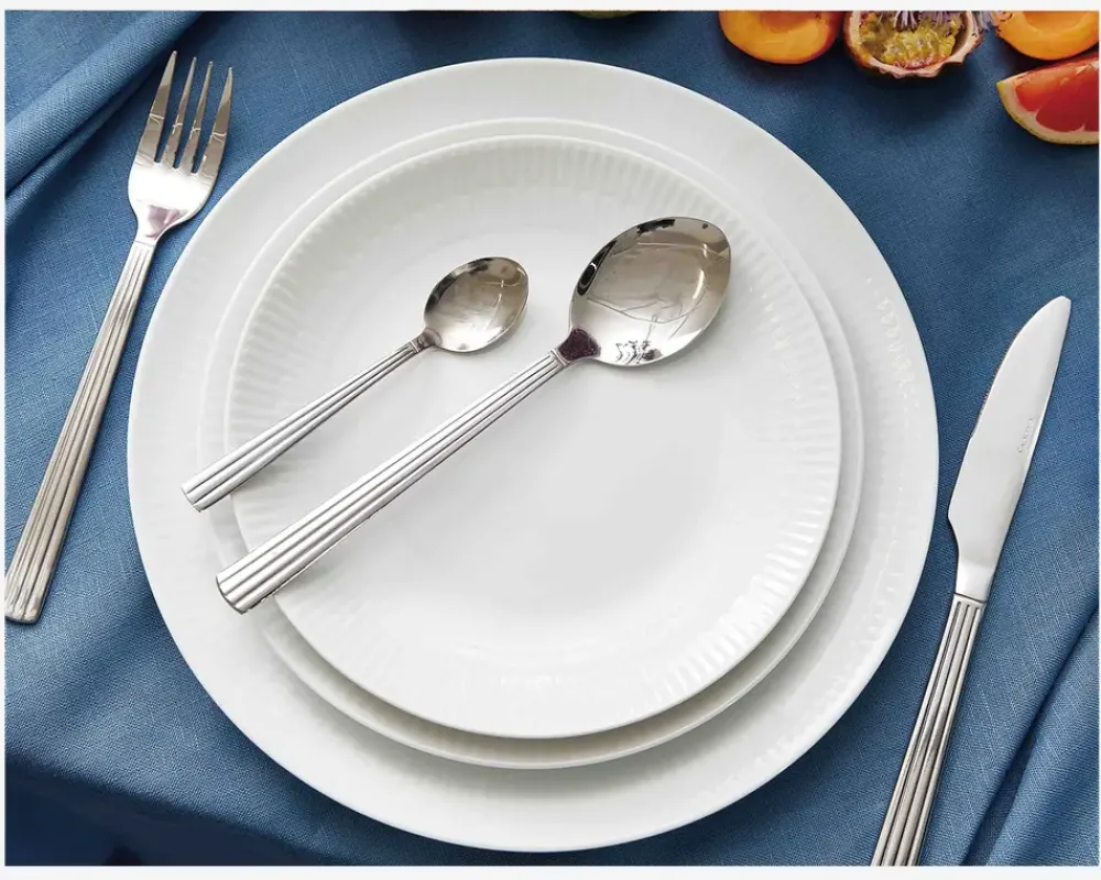 Hot Daells Bolighus Bestiksæt Groovy 16 dele