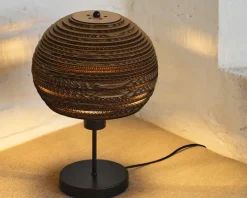 Sale Daells Bolighus Bordlampe Ball genanvendt pap H.38,5 cm