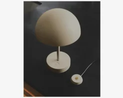 Online Daells Bolighus Bordlampe Ellen batteri Beige