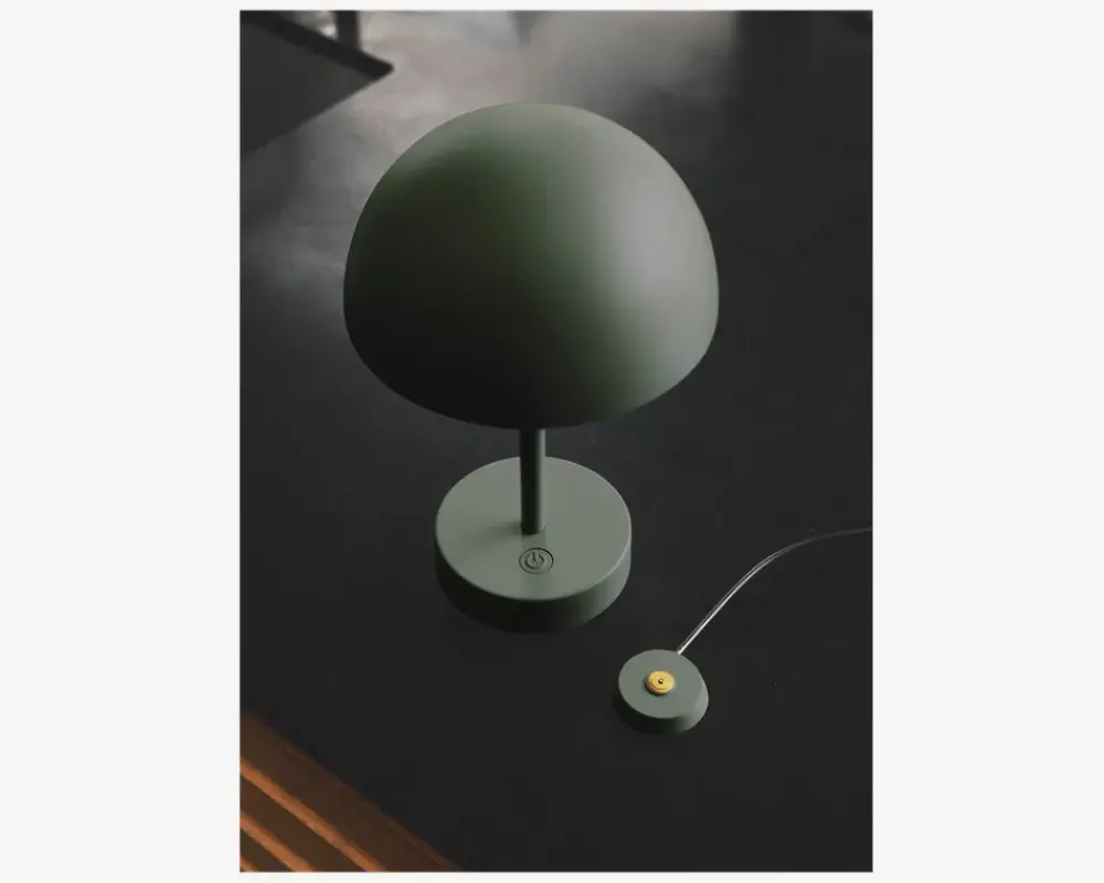 Clearance Daells Bolighus Bordlampe Ellen batteri Grøn