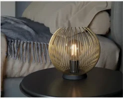 Discount Daells Bolighus Bordlampe Venezuela Guld Ø.23,5 cm