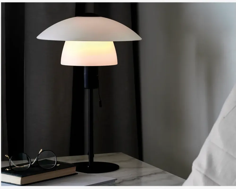 Clearance Daells Bolighus Bordlampe Verona Opal Hvid