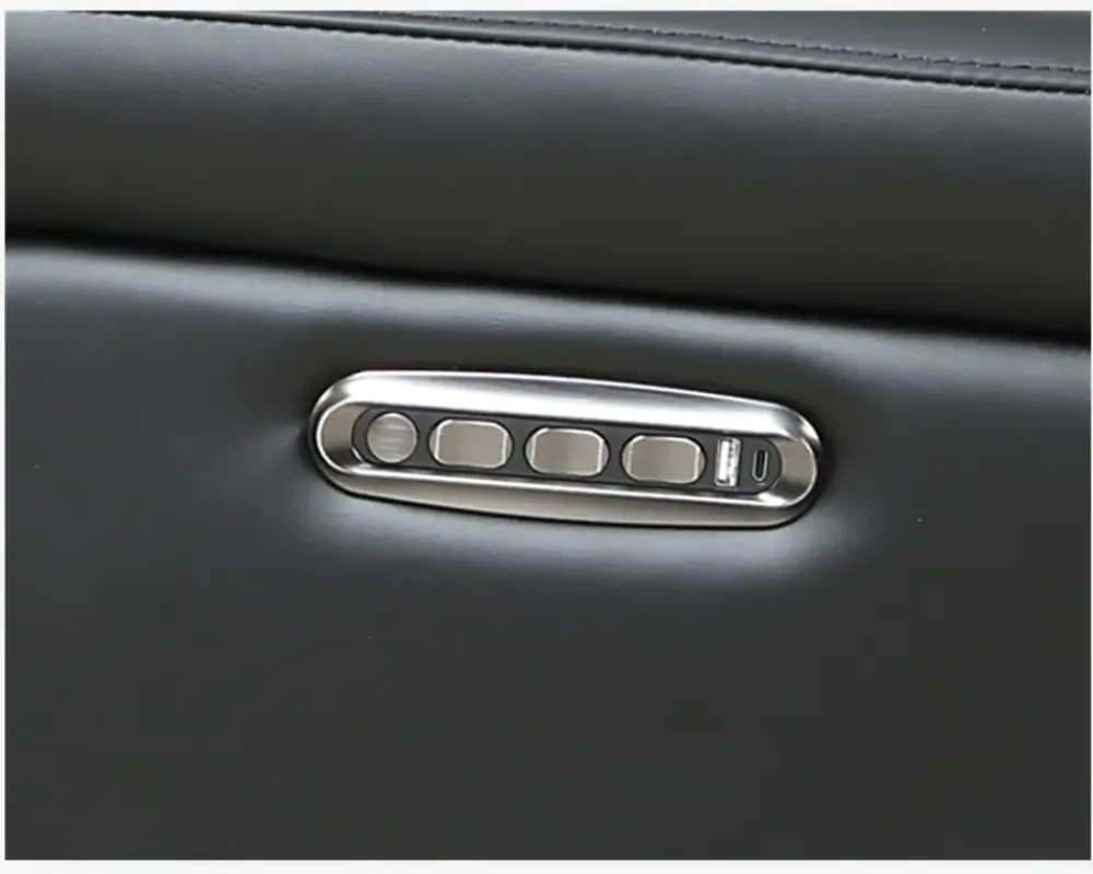 Clearance Daells Bolighus Drejestol m/Indbygget Fodskammel Sort Læder