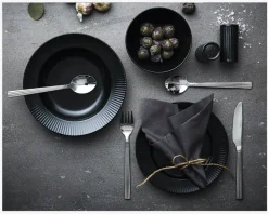 Daells Bolighus Groovy Suppe Tallerken Ø23 cm Sort