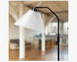 Outlet Daells Bolighus Gulvlampe Berlin H.110 cm Sort, Hvid