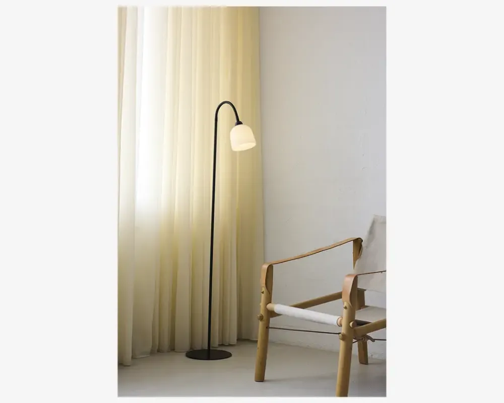 New Daells Bolighus Gulvlampe Glow m. 1 arme sort H.130 cm