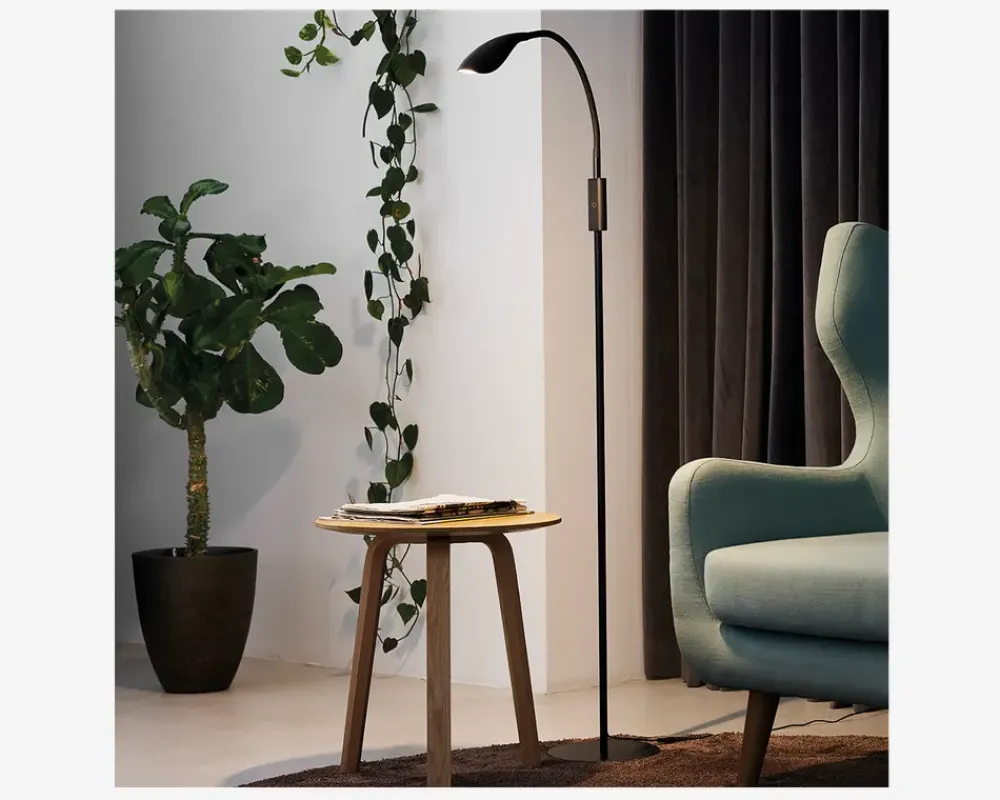 Discount Daells Bolighus Gulvlampe Mamba med lysdæmper H.150 cm