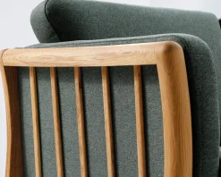 New Daells Bolighus Hjørnesofa grøn med massive trægavle