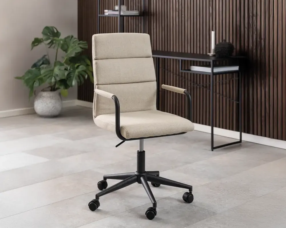 New Daells Bolighus Kontorstol beige møbelstof