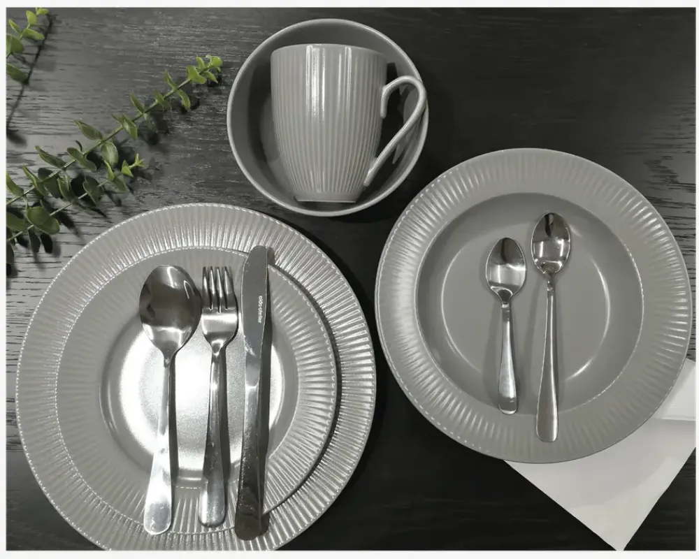 Best Daells Bolighus Krus Groovy Stentøj 30 cl Grå