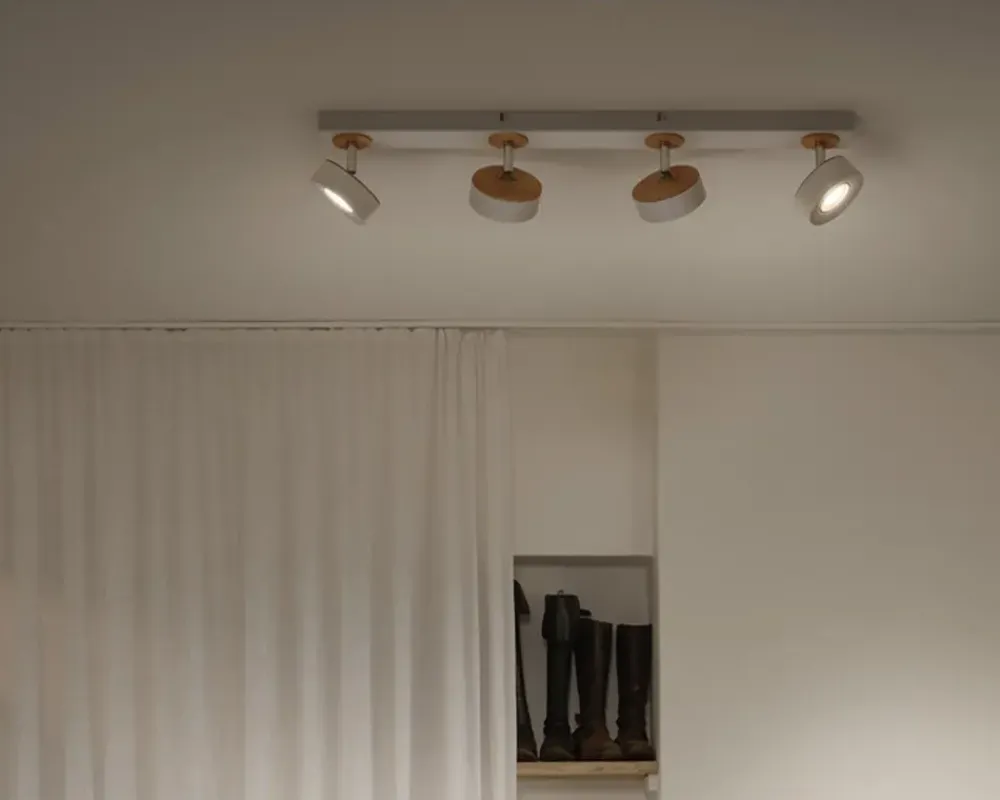 Online Daells Bolighus Loftlampe spot Pluto hvid L.69,8 cm