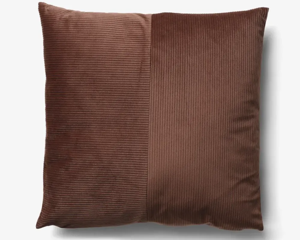 New Daells Bolighus Pude m/fyld 45x45 cm Brun