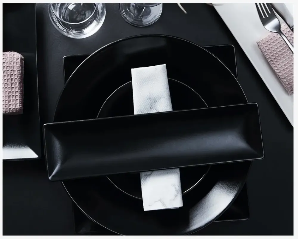 Best Daells Bolighus Quadro Tallerken Rektangulær 30x8 cm Sort