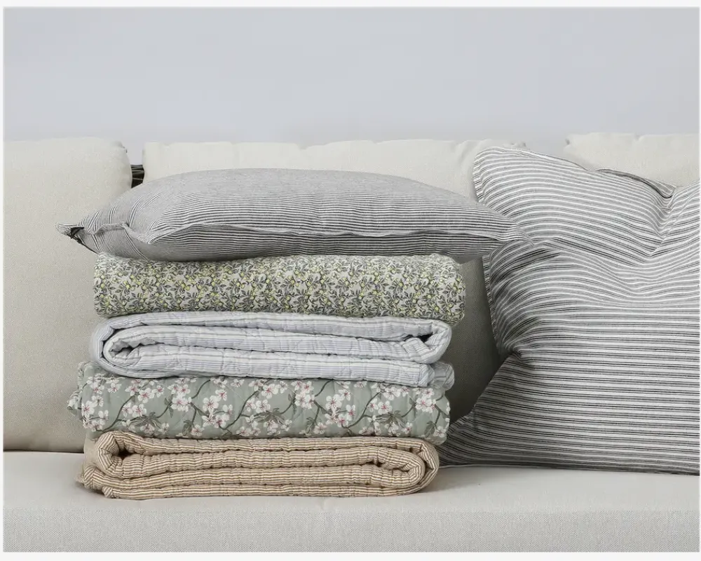 Daells Bolighus Quilt Plaid Ethnic Stripes Blå