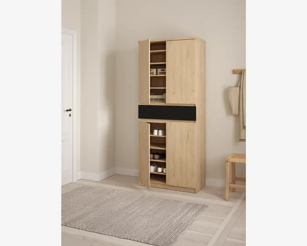 New Daells Bolighus Skoskab Naia eg/sort H. 191,7 cm