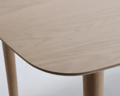 Hot Daells Bolighus Spisebord Aston i fineret hvidolieret eg