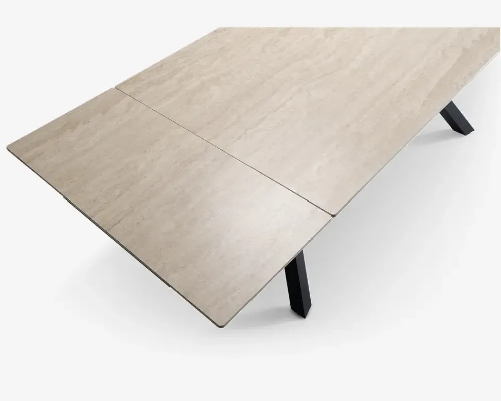 Daells Bolighus Spisebord i travertin farvet keramik