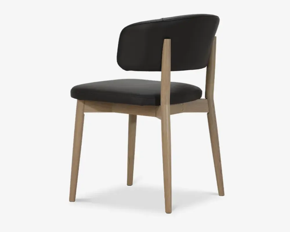 Daells Bolighus Spisebordsstol i læder med armlæn