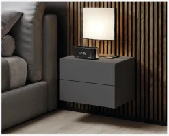 Hot Daells Bolighus Væghængt sengebord med 2 skuffer